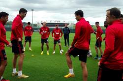 爱游戏app下载-曼联备战世俱杯半决赛，布宜诺斯艾利斯独立状态成关键