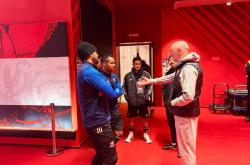 爱游戏登录入口-国际比赛强强对话，球迷热情呼唤