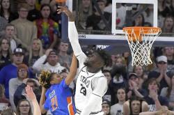 爱游戏中国官网-包含凯尔特人队新援上阵，首秀表现抢眼的词条