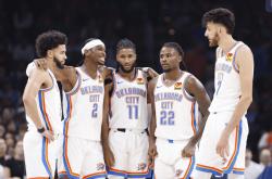 爱游戏app下载-包含各队实力对比：足球赛场上的厮杀迫在眉睫的词条