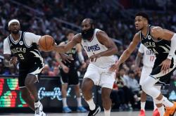 爱游戏中国官网-包含快船全队合力击败强敌，展现实力的词条