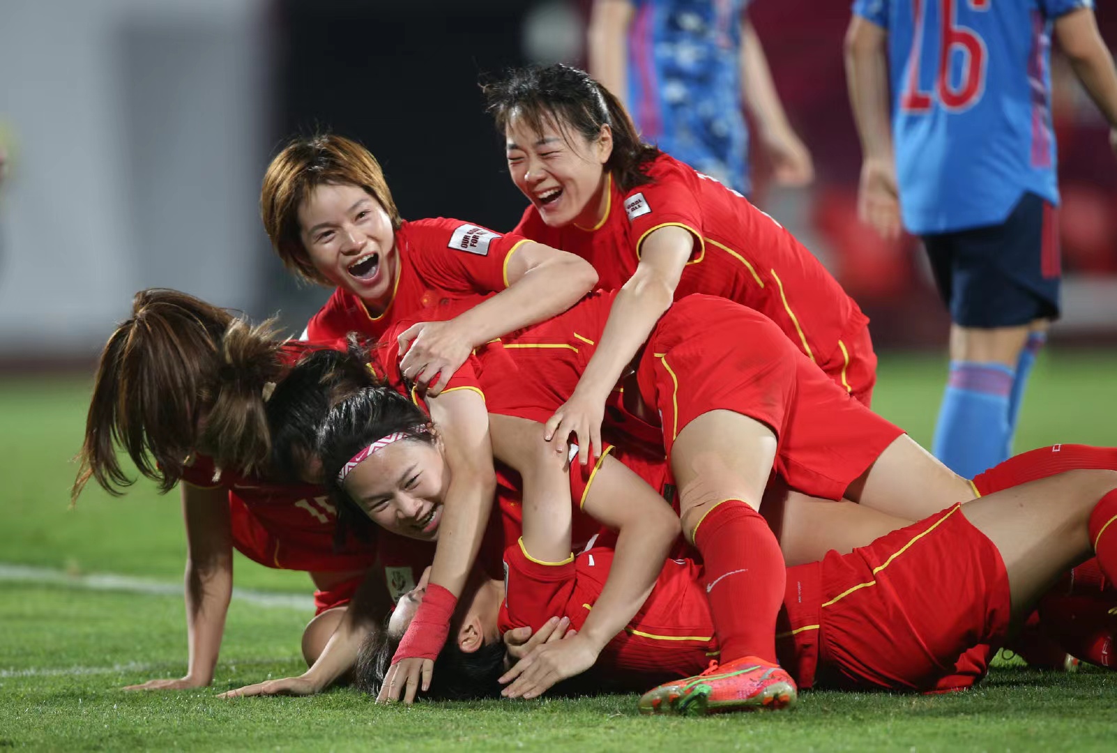 泰国女足力克中国队，进军亚洲锦标赛决赛