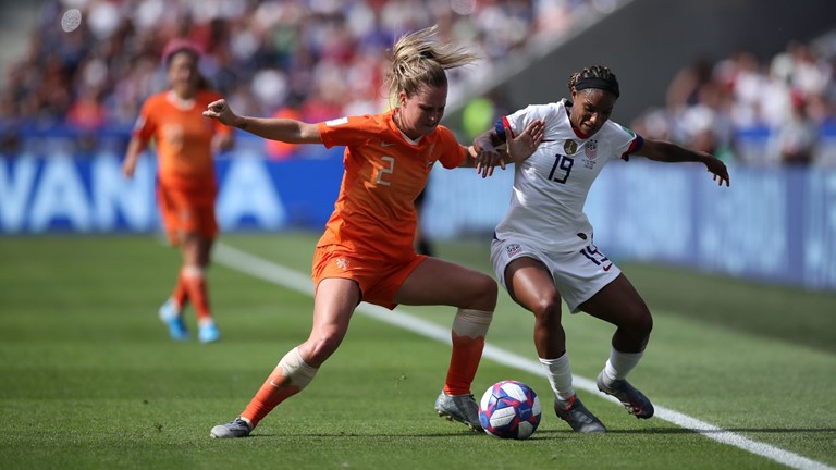 创纪录！荷兰女足击败俄罗斯队